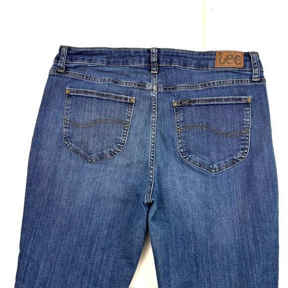 Lee Bootcut Women's size 16 Long Dark Wash Blue Denim jeans - Picture 4 of 4